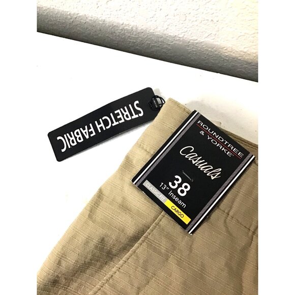 ROUNDTREE & YORKEE- CASUALS MENS KHAKI STRETCH FABRIC CARGO SHORTS SIZE WAIST 38 - Picture 4 of 7
